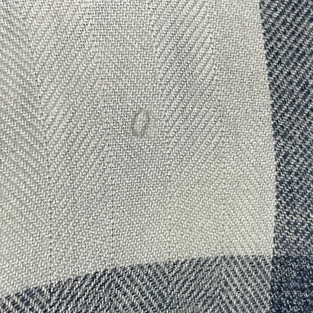 Rails Hunter White Indigo Melange‎ Plaid Women's Size M Long Sleeve Button Shirt - Picture 2 of 5